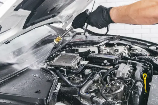 خدمات شستشوی موتور خودرو