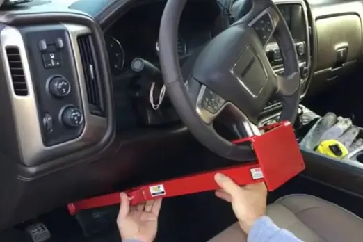 نصب قفل فرمان و پدال