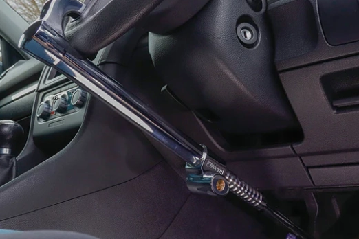 نصب قفل فرمان و پدال